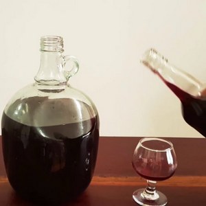 Vino artesanal de Arandano